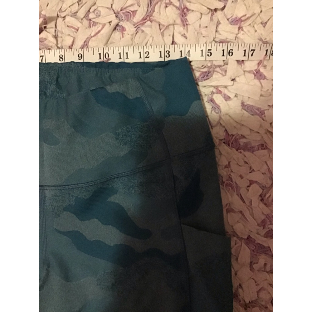 Women's The North Face Teal Camo Leggings XL Like NEW - Picture 7 of 12
